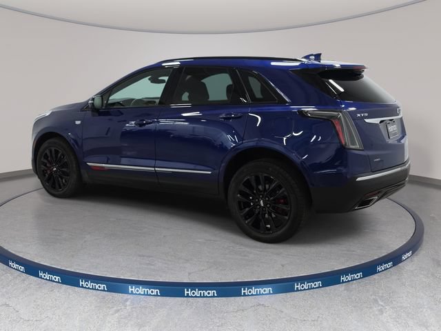 Certified 2025 Cadillac XT5 Sportv w/ LPO, Red Accent Package AWD/4WD image 7