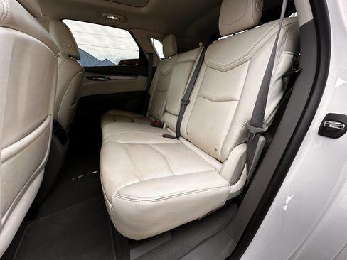 Used 2017 Cadillac XT5 Premium Luxury image 11