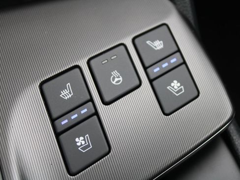 New 2026 Kia Sportage SX FWD image 41