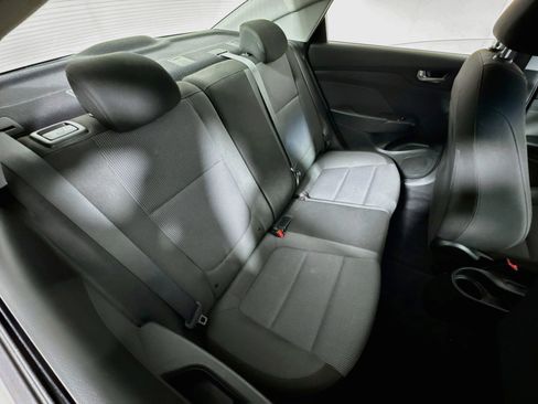 Used 2018 Hyundai Accent SE FWD image 20