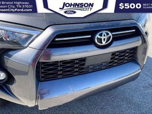 Used 2022 Toyota 4Runner SR5 Premium w/ Moonroof Package AWD/4WD image 33