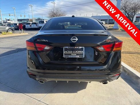 Certified 2025 Nissan Altima 2.5 SR w/ SR Premium Package image 5
