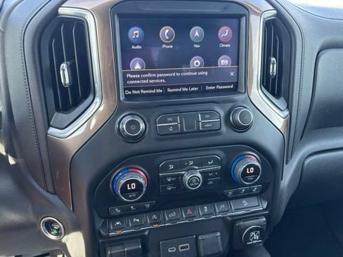Used 2019 Chevrolet Silverado 1500 High Country w/ Technology Package AWD/4WD image 30