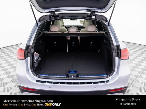 Used 2026 Mercedes-Benz GLC 300 4MATIC image 31