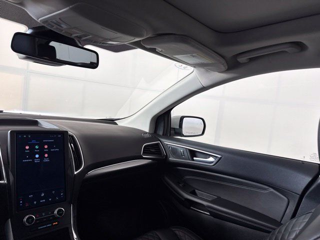 Used 2024 Ford Edge Titanium AWD/4WD image 30