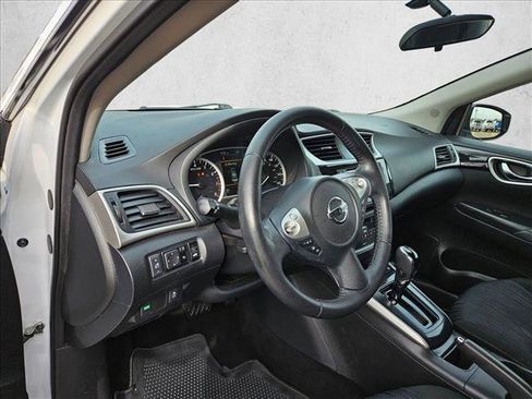 Used 2019 Nissan Sentra SV image 9