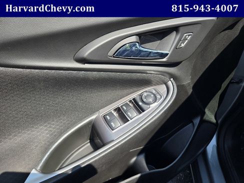 Used 2024 Chevrolet Malibu LT FWD image 32