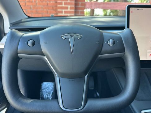 Used 2023 Tesla Model 3 Standard Range RWD image 27