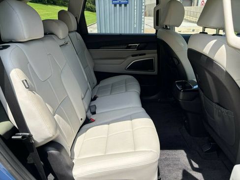 Used 2023 Kia Telluride EX FWD image 15