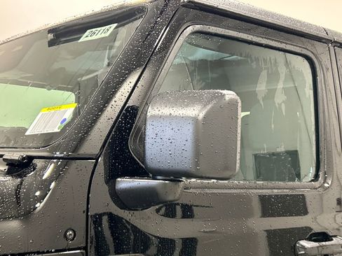 New 2026 Jeep Gladiator Sport image 12