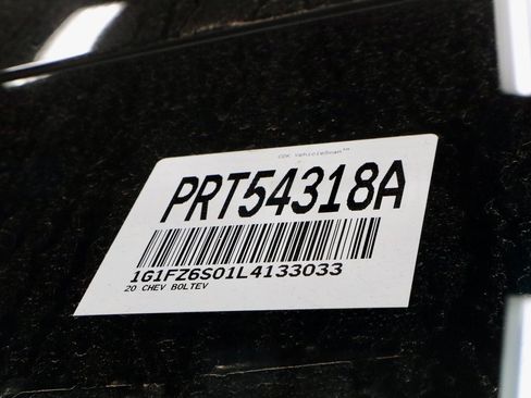 Used 2020 Chevrolet Bolt Premier w/ Infotainment Package image 33