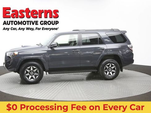 Used 2024 Toyota 4Runner TRD Off-Road Premium AWD/4WD image 59