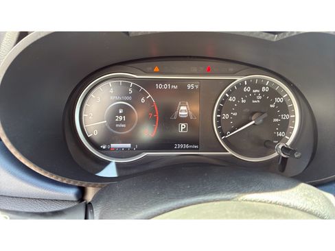 Used 2025 Nissan Versa SV FWD image 20