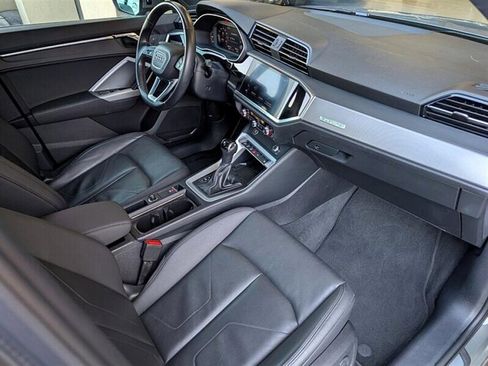 Used 2021 Audi Q3 2.0T Premium Plus w/ Premium Plus Package image 4