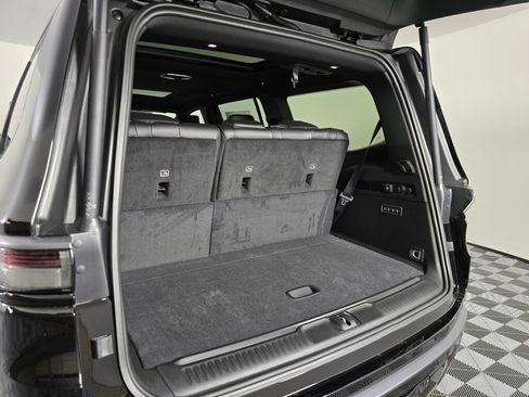 New 2026 Jeep Grand Wagoneer 4WD image 14