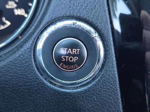 Used 2016 Nissan Rogue SL w/ SL Premium Package image 23