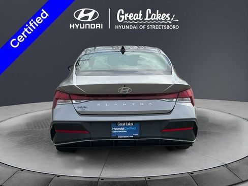 Certified 2025 Hyundai Elantra SE FWD image 5
