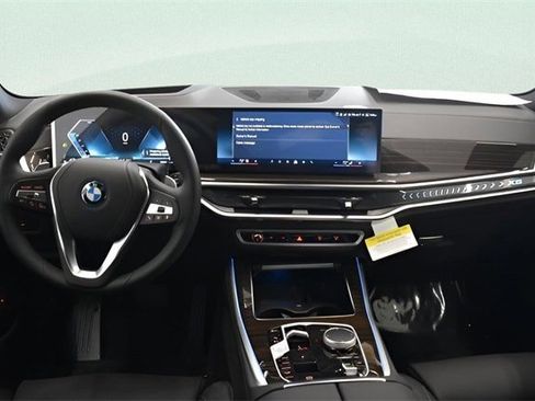 New 2026 BMW X5 xDrive50e w/ Premium Package image 5
