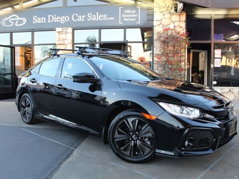 Used 2018 Honda Civic EX image 7