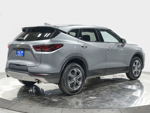Used 2023 Chevrolet Blazer LT image 7