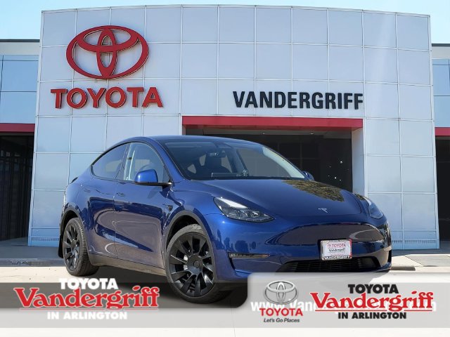 Used 2024 Tesla Model Y Long Range AWD/4WD image 1
