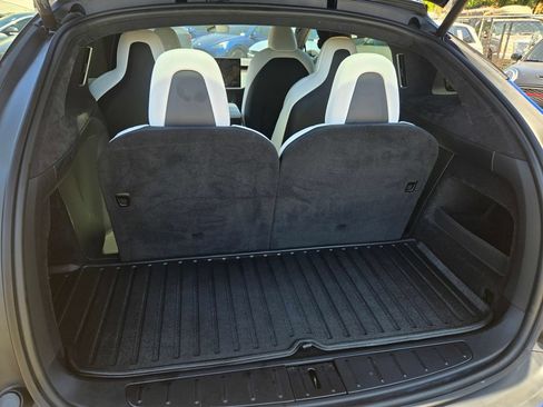 Used 2023 Tesla Model X AWD/4WD image 33