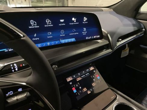 New 2026 Cadillac Vistiq Premium Luxury image 18