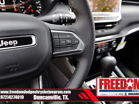 New 2026 Jeep Compass Latitude image 26