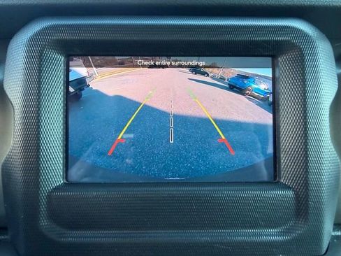 Used 2018 Jeep Wrangler Sport image 7