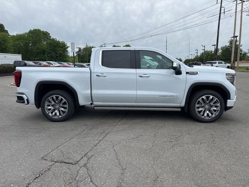 New 2026 GMC Sierra 1500 Denali w/ Denali Reserve Package AWD/4WD image 7