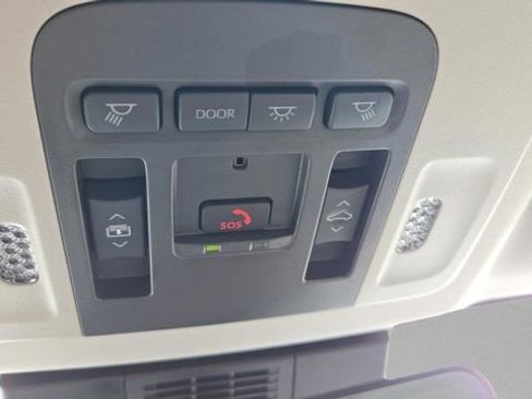 Certified 2025 Toyota Camry XLE FWD image 33