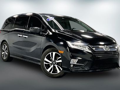 Used 2018 Honda Odyssey Elite