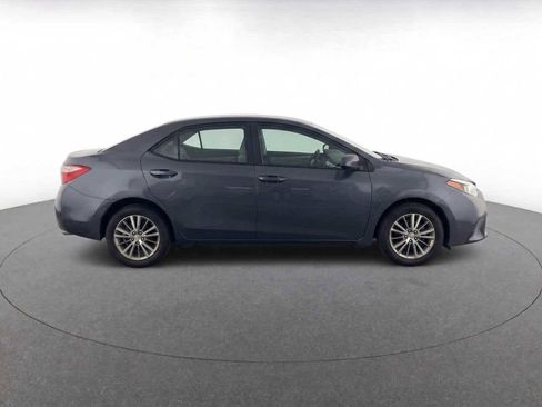 Used 2015 Toyota Corolla LE FWD image 8