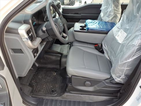 New 2026 Ford F250 XL w/ XL Chrome Package image 12