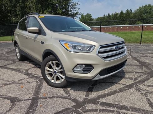 Used 2018 Ford Escape SEL FWD image 21