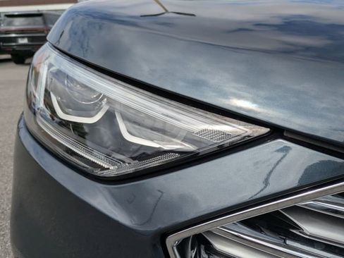 Used 2022 Ford Edge Titanium w/ Equipment Group 301A image 10