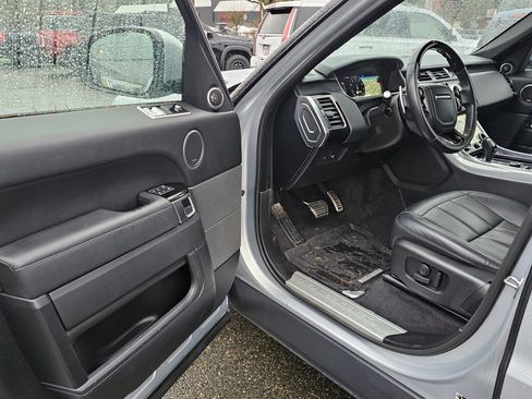 Used 2022 Land Rover Range Rover Sport HSE Silver Edition image 20