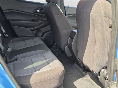 Certified 2024 Chevrolet Trax RS w/ Driver Confidence Package FWD image 25