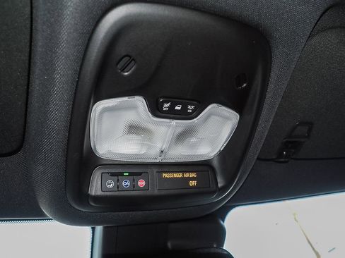 Certified 2023 Chevrolet TrailBlazer ACTIV w/ Convenience Package image 36