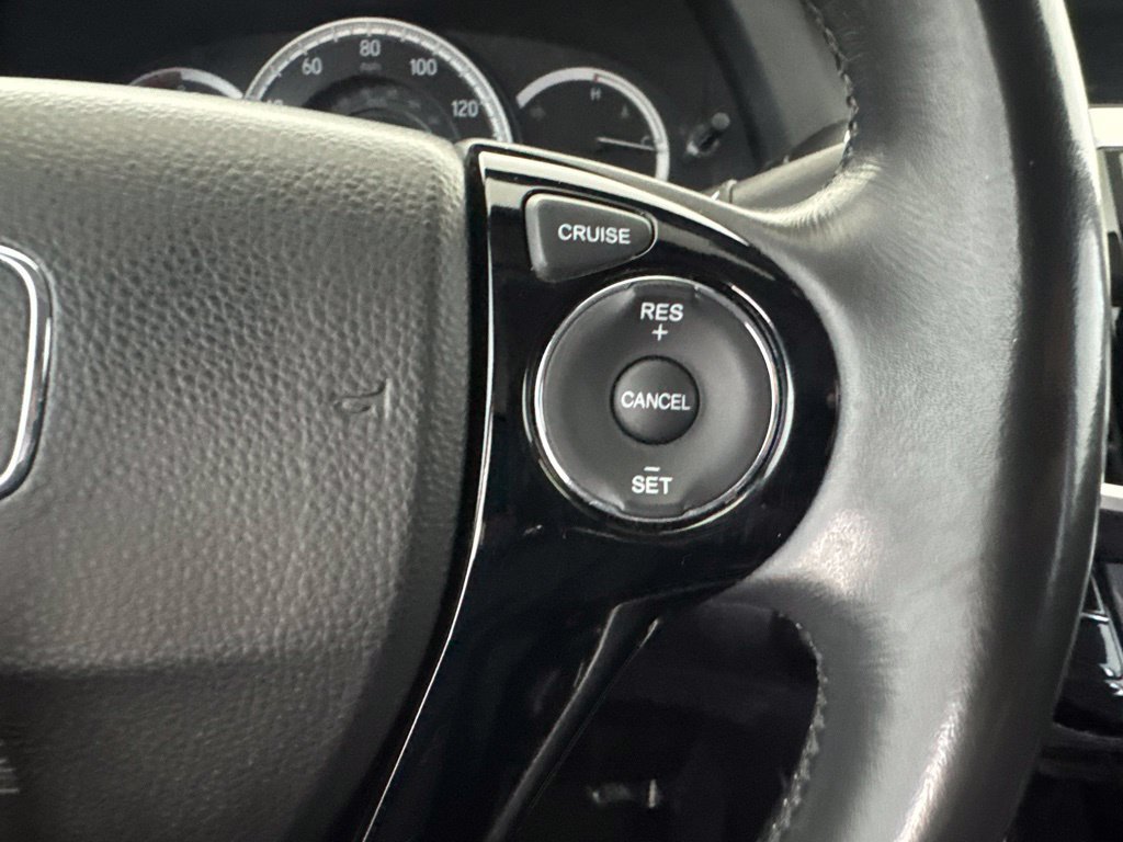 Used 2016 Honda Accord EX-L image 38