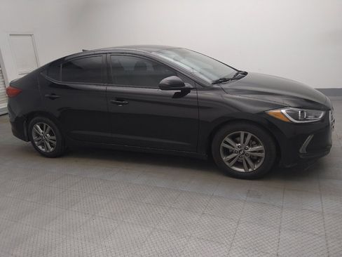 Used 2017 Hyundai Elantra SE w/ SE A/T Tech Package 03 FWD image 11