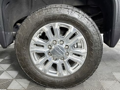 Used 2021 GMC Sierra 3500 Denali w/ Denali Ultimate Package image 35