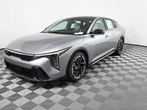 New 2026 Kia K4 GT-Line FWD image 2
