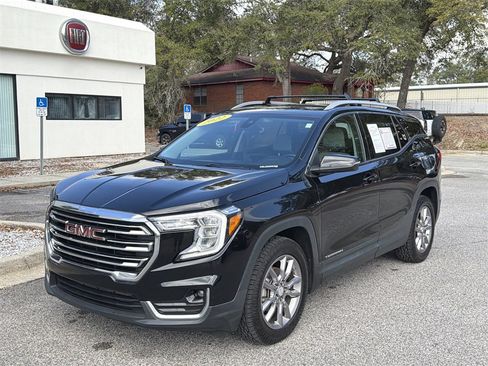 Used 2022 GMC Terrain SLT w/ Infotainment Package II image 9