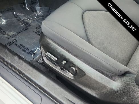 Used 2022 Toyota Camry LE image 17
