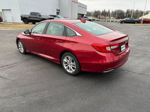 Used 2019 Honda Accord LX image 3
