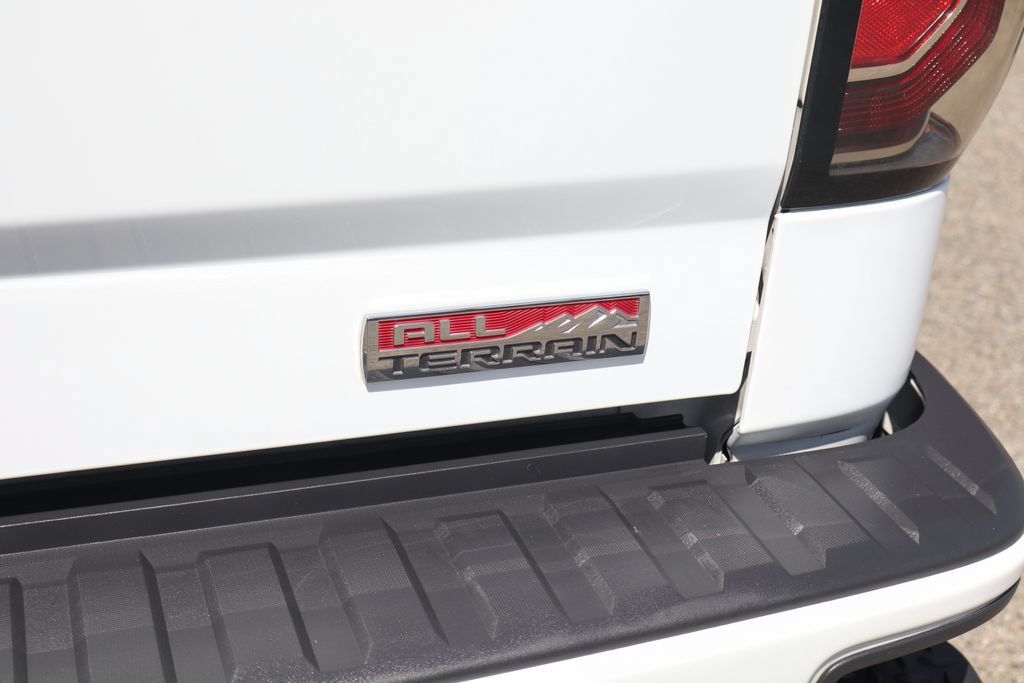 Used 2016 GMC Sierra 1500 SLE w/ All-Terrain Package AWD/4WD image 51