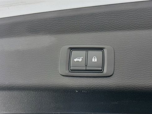 Used 2024 Mitsubishi Outlander SE AWD/4WD image 31