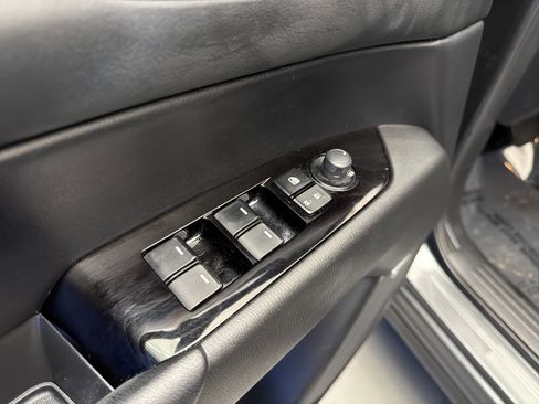 Used 2020 MAZDA CX-5 Touring image 11