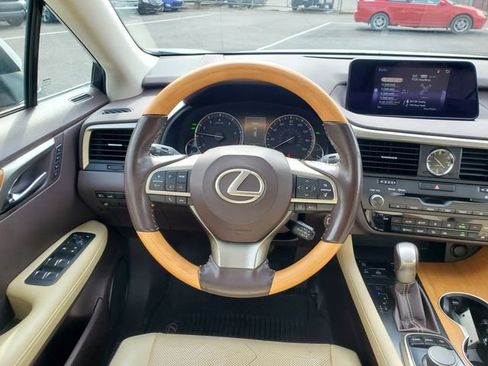 Used 2019 Lexus RX 350 AWD w/ Premium Package image 12